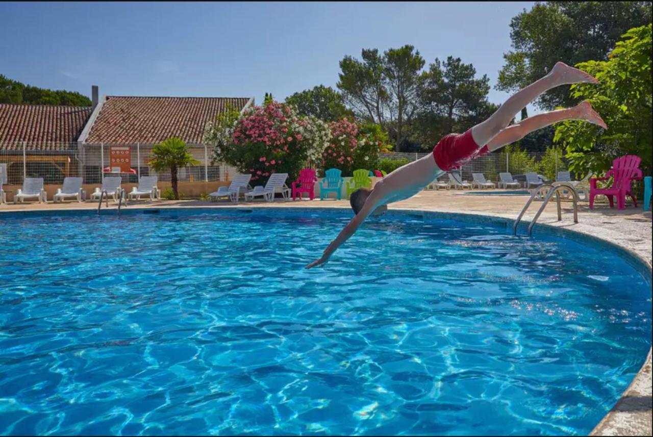 Domaine Des Iscles Hotell La Roque-d'Antheron Eksteriør bilde